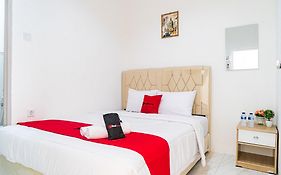 RedDoorz near Tarumanagara University